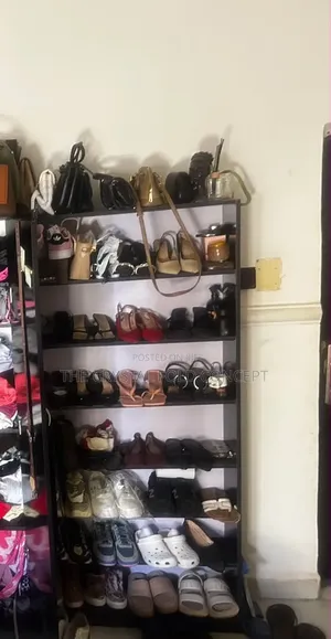 Shoe Rack/Cabinet