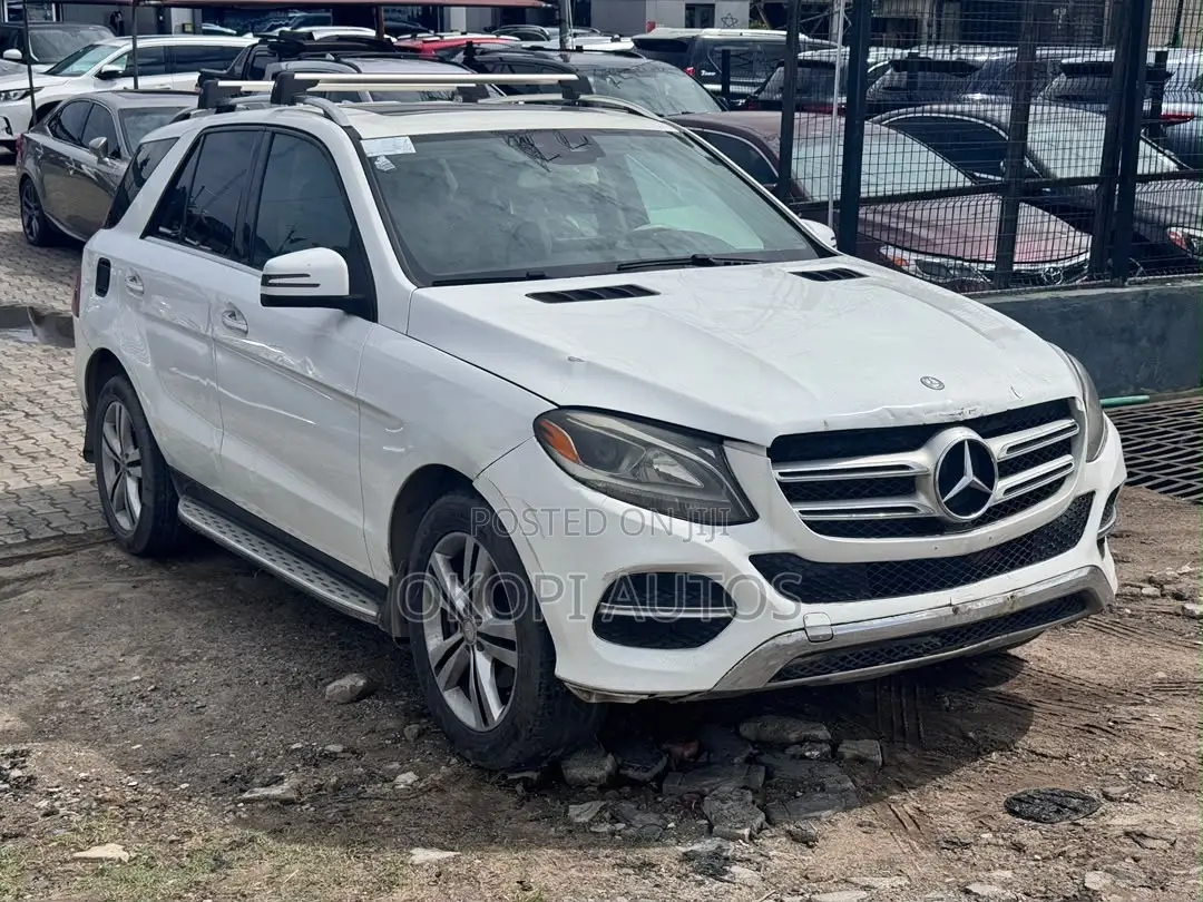 Mercedes-Benz GLE-Class 2016 White