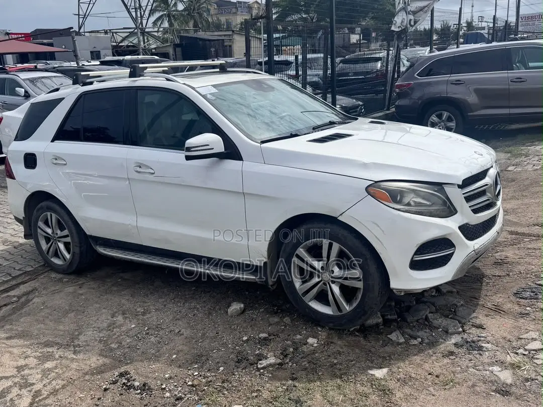 Mercedes-Benz GLE-Class 2016 White