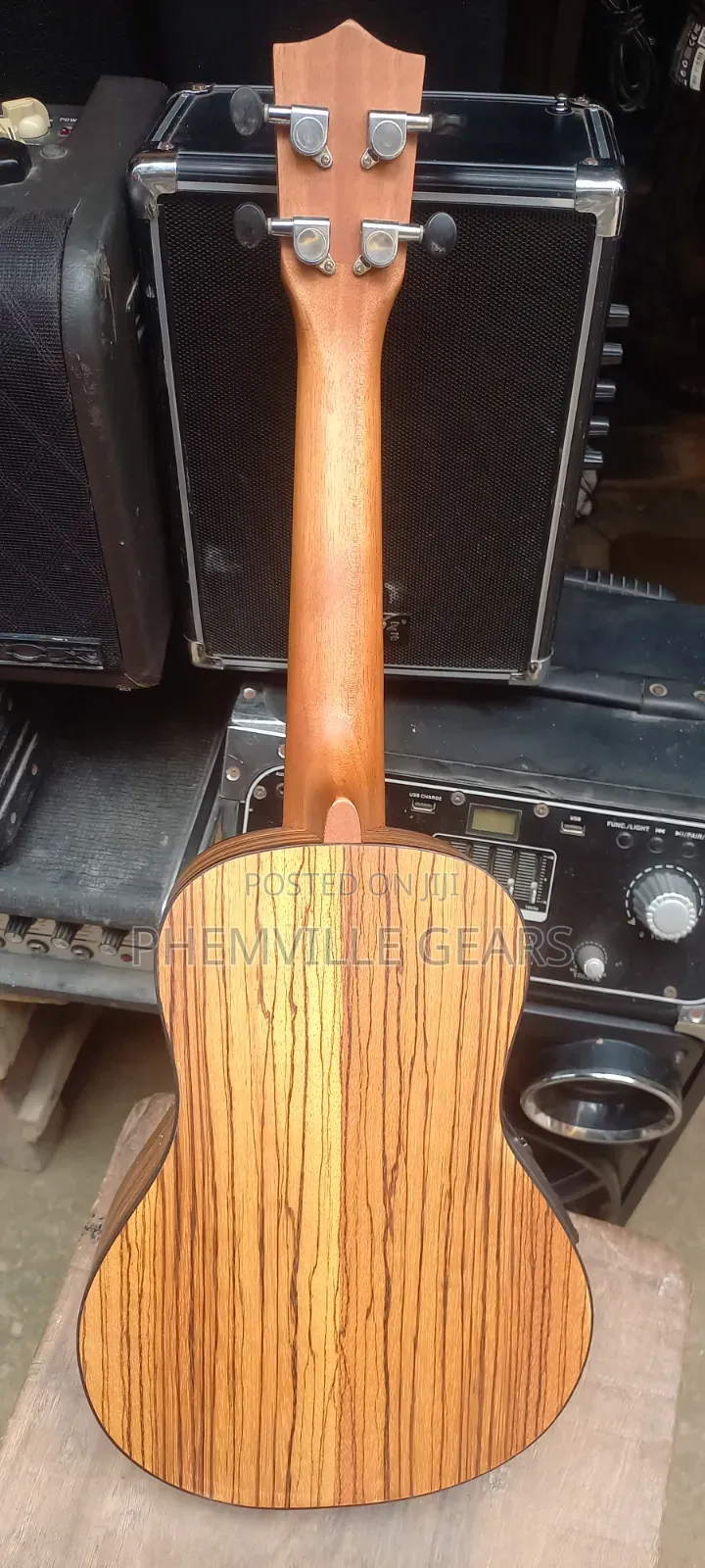 Quality Uk Used Semi Electro Ukulele