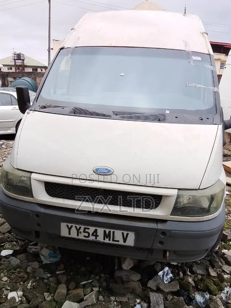 Ford Transit Connect 2005 White