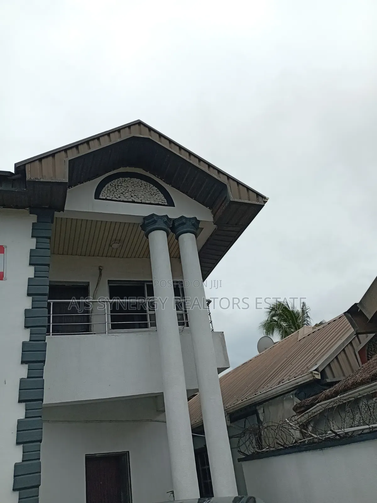 1bdrm Duplex in Lekki Phase 1 for rent