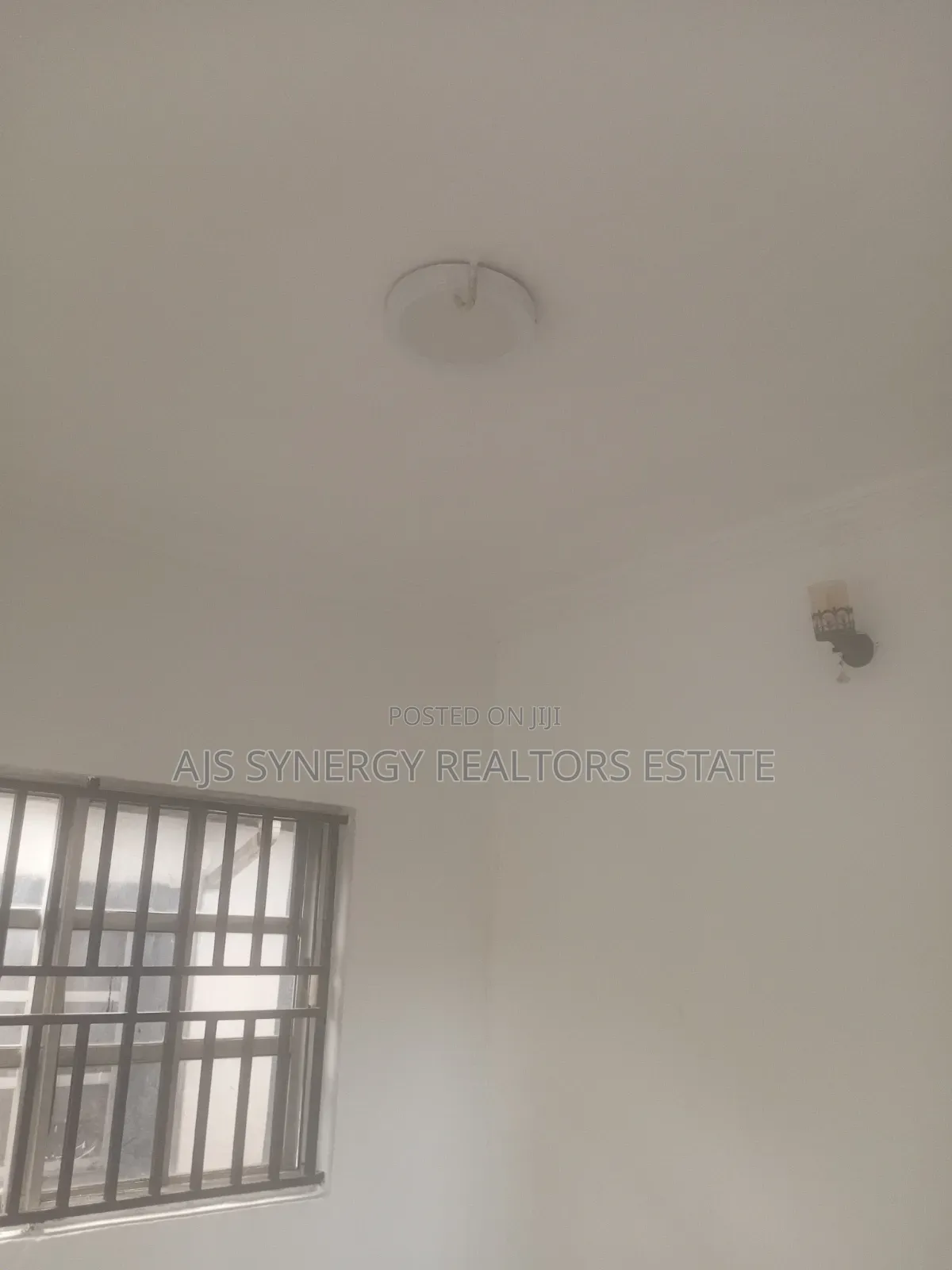 1bdrm Duplex in Lekki Phase 1 for rent