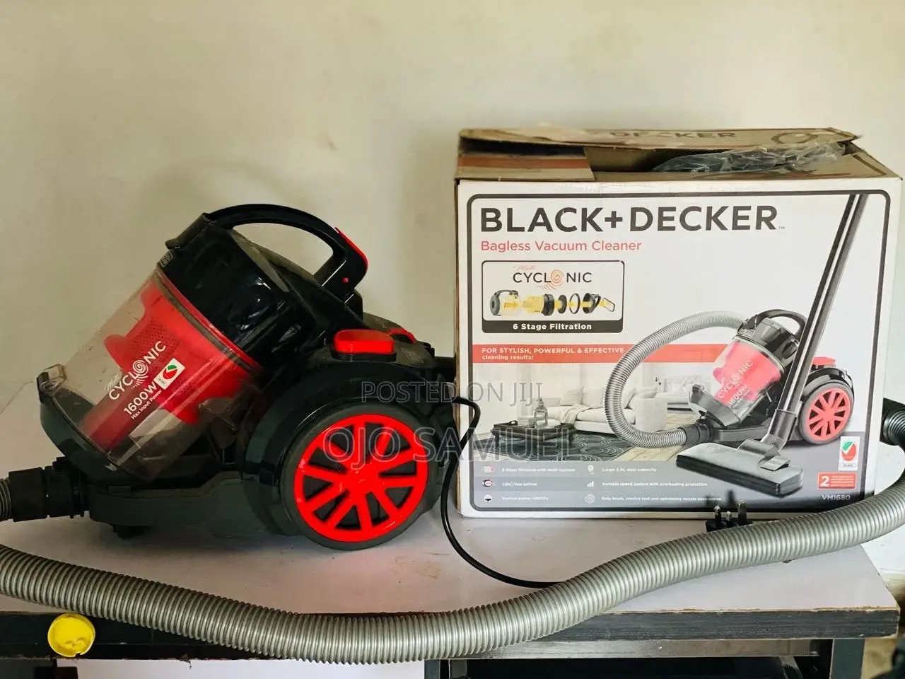 Black and Decker Vaccum Cleaner 1600w