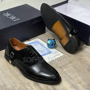 Dior Corporate Fit