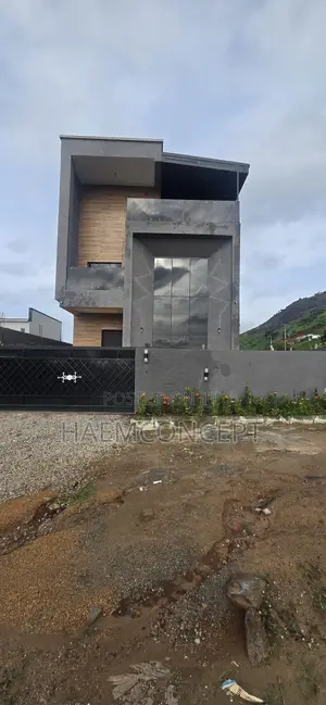 4bdrm Townhouse/Terrace in Ttb, Kubwa for sale
