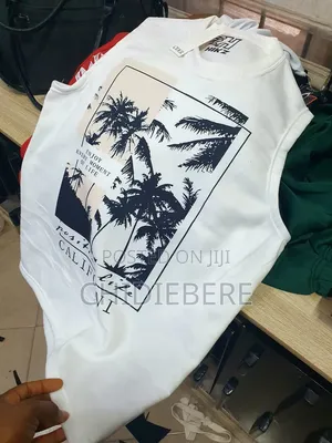 Sleevless Polo
