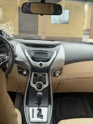 Hyundai Elantra GLS 2012 Blue