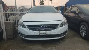 Volvo S60 T5 4dr Sedan (2.5L 5cyl Turbo 6A) 2014 White