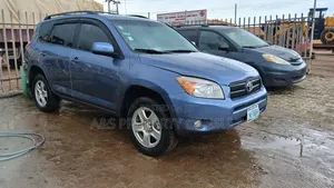Toyota RAV4 2.4 2008 Blue