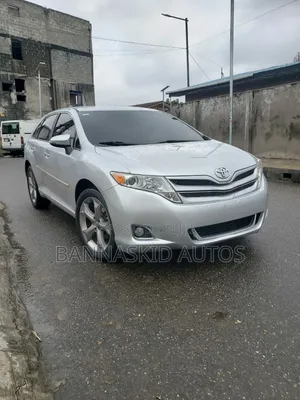 Toyota Venza XLE 2013 Silver