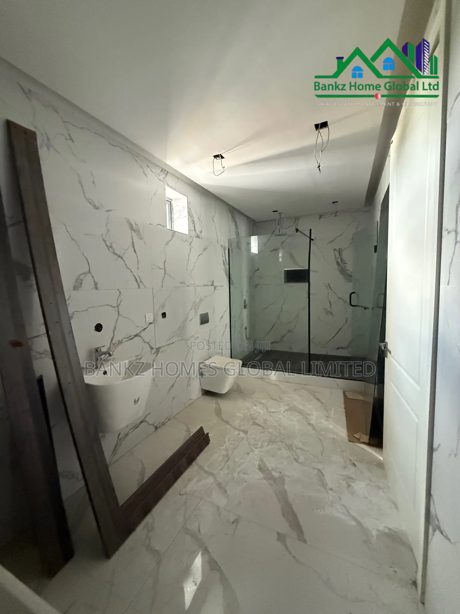 5bdrm Duplex in Lekki Phase 1 for rent