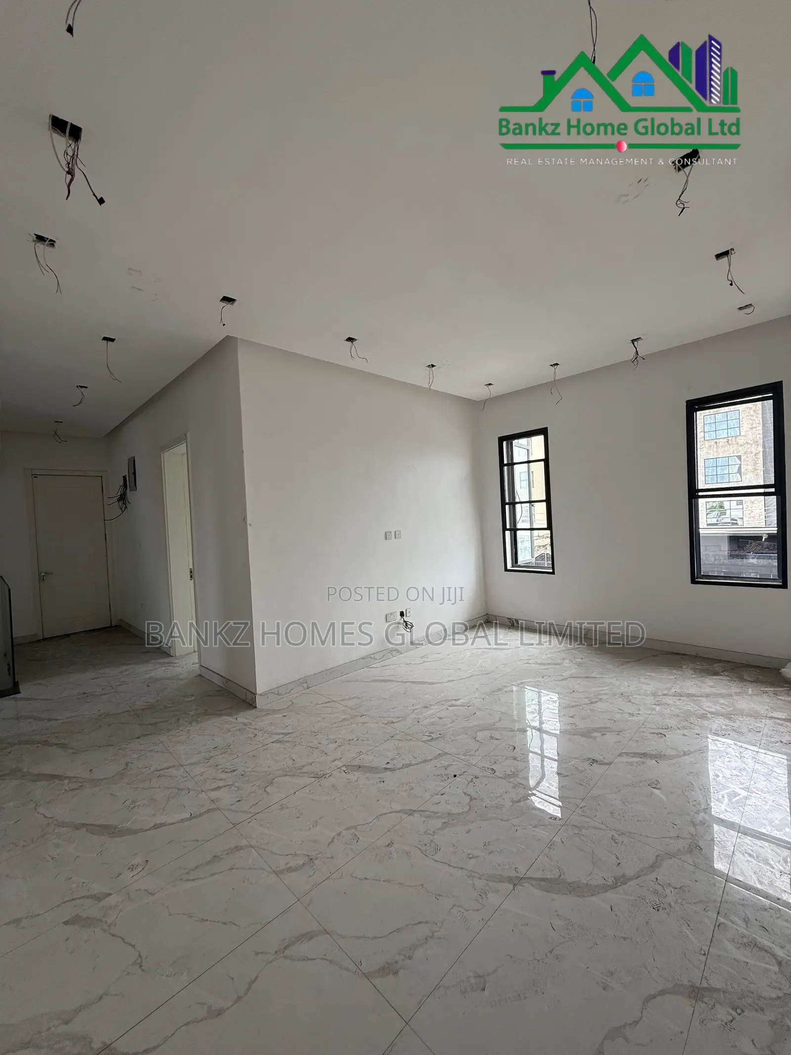 5bdrm Duplex in Lekki Phase 1 for rent