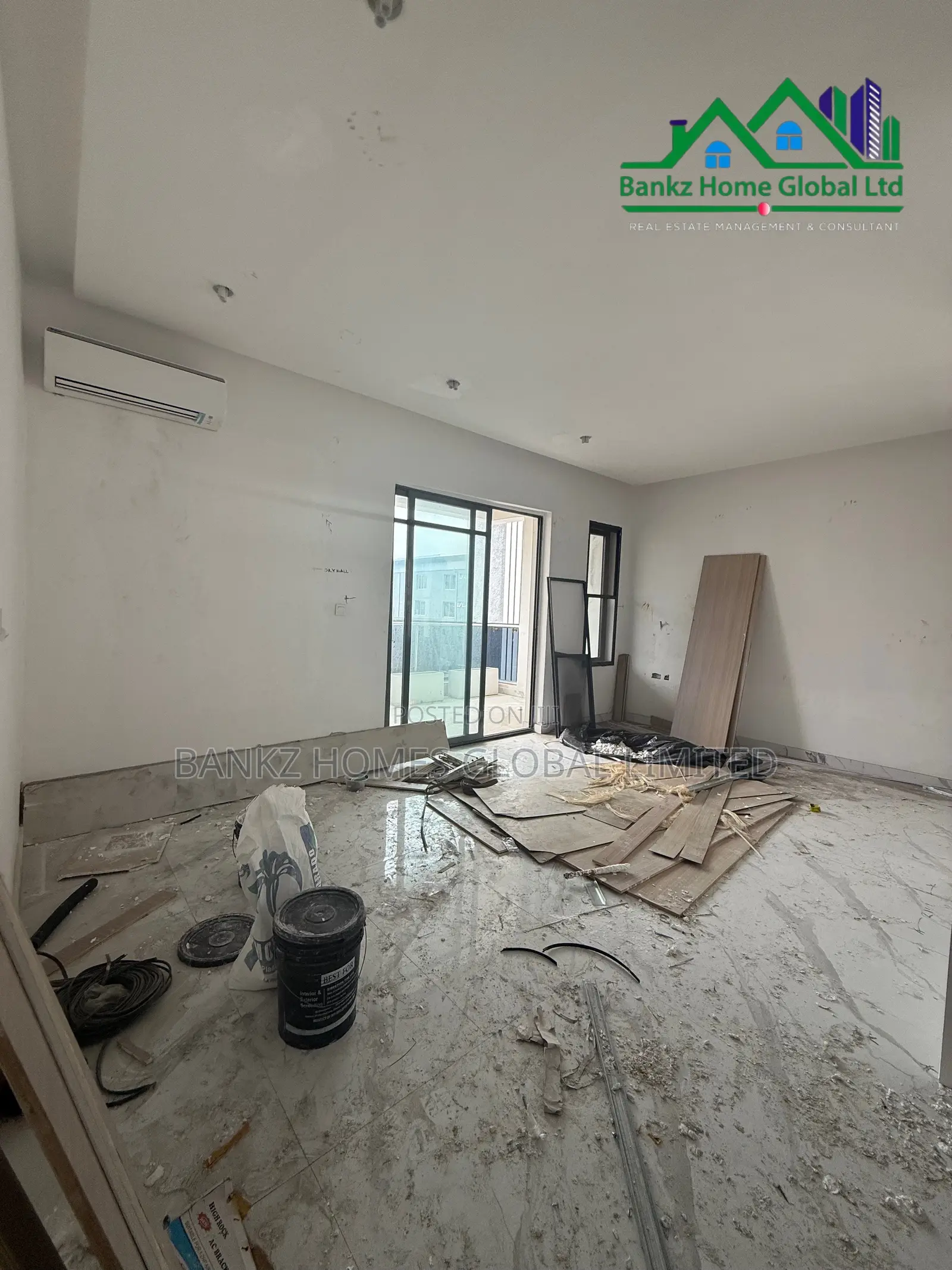 5bdrm Duplex in Lekki Phase 1 for rent