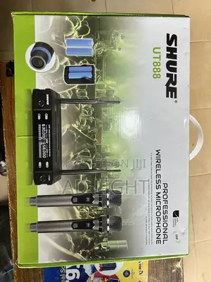 Rechargeable Shure Wireless Microphone UT888