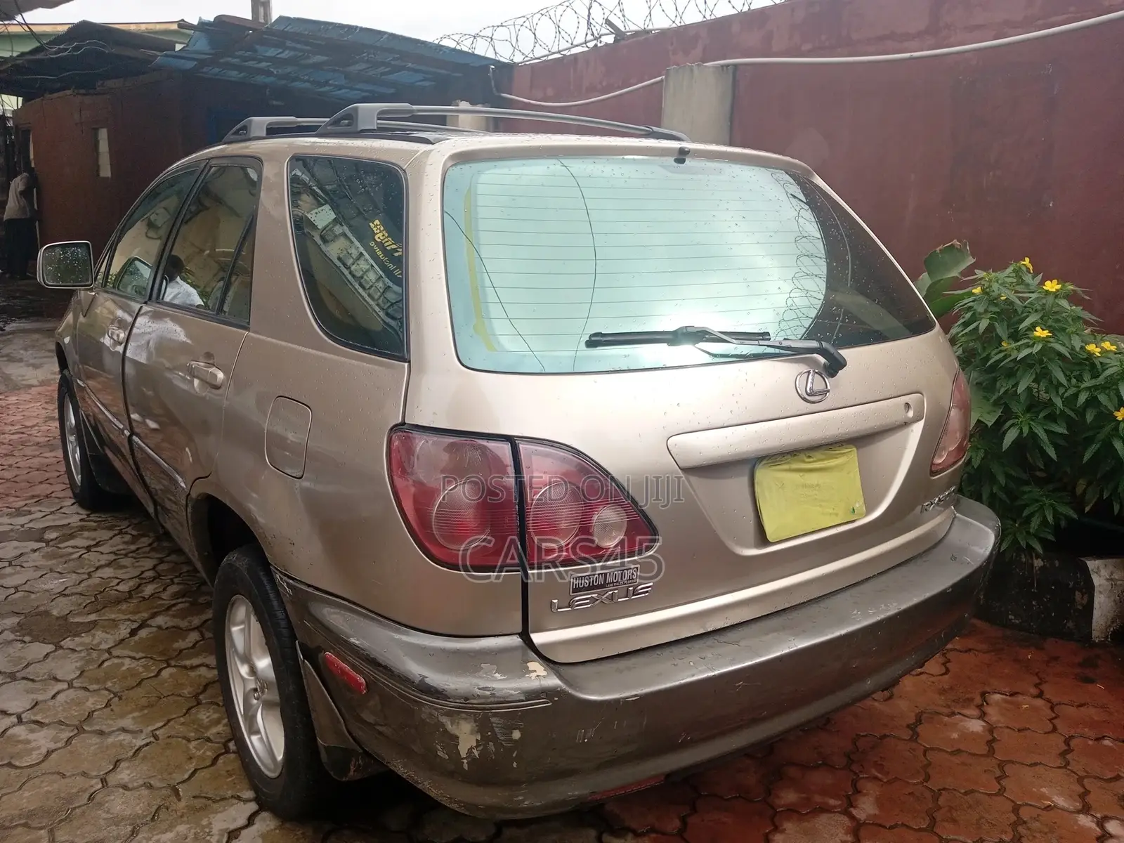 Lexus RX 2000 Gold