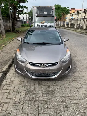 Hyundai Elantra GLS Sedan FWD (1.8L 4cyl 6A) 2013 Brown