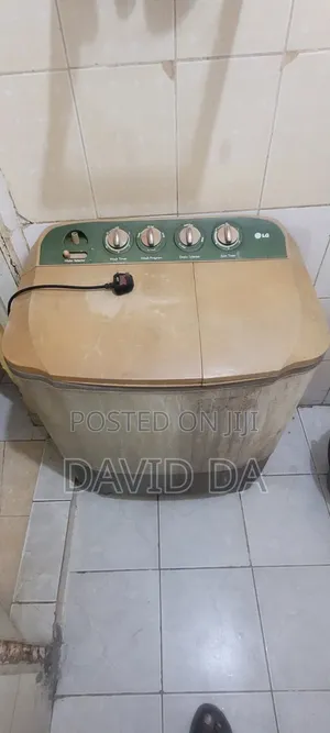 Working LG Twin Tub Semi-Automatic Washing Machine