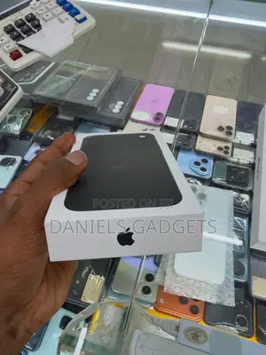 New Apple iPhone 18 Pro Max 256 GB Black