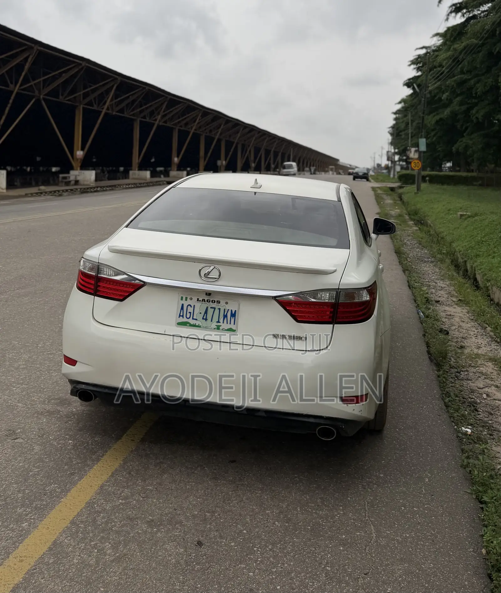 Lexus ES 2013 White