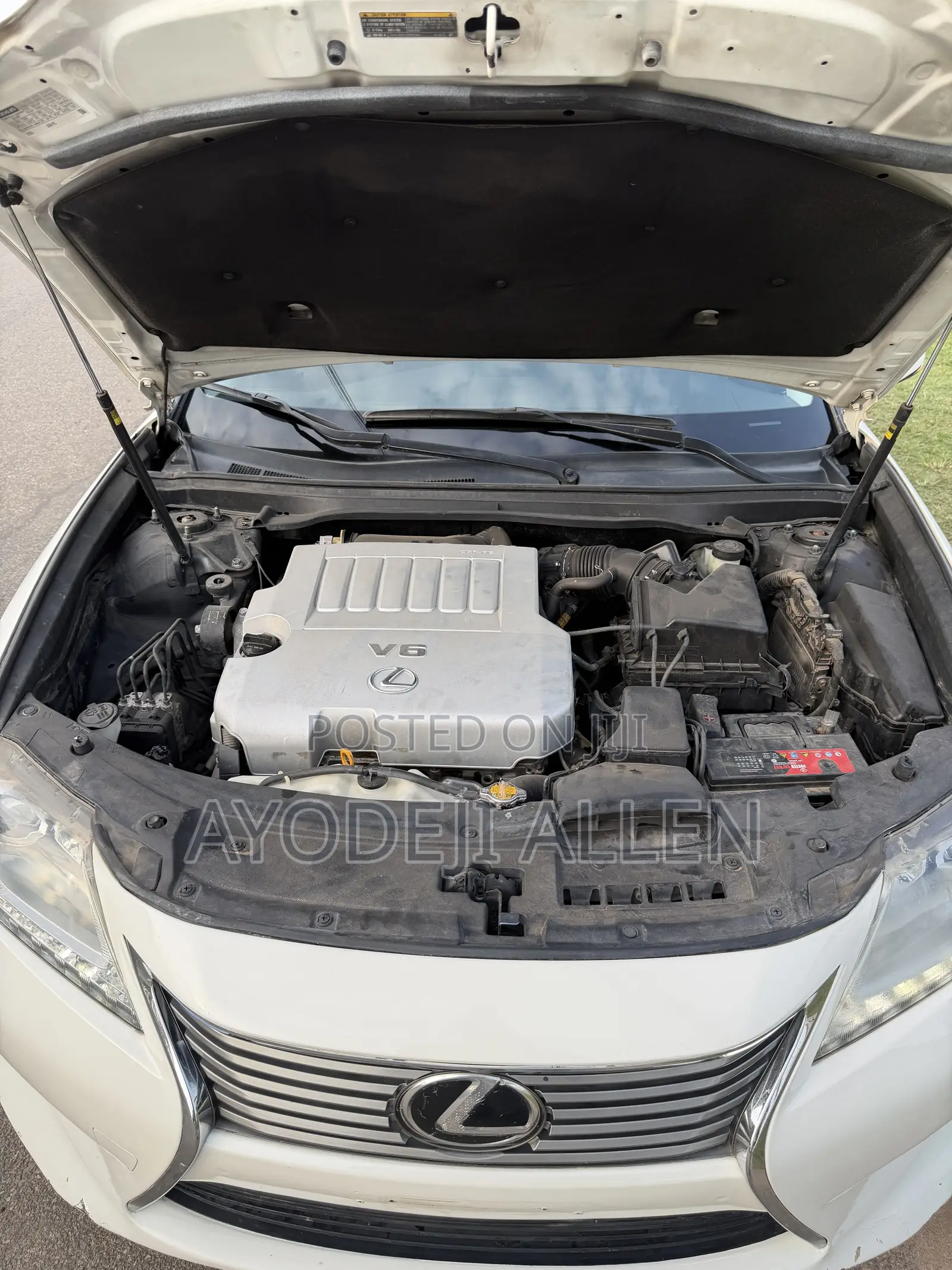 Lexus ES 2013 White