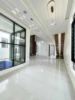 5bdrm Duplex in Orchid, Lekki Phase 1 for sale