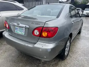 Toyota Corolla LE 2004 Green
