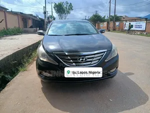 Hyundai Sonata 2010 Black