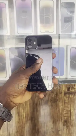 Apple iPhone 12 64 GB Black