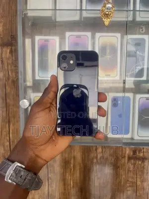 Apple iPhone 12 64 GB Black