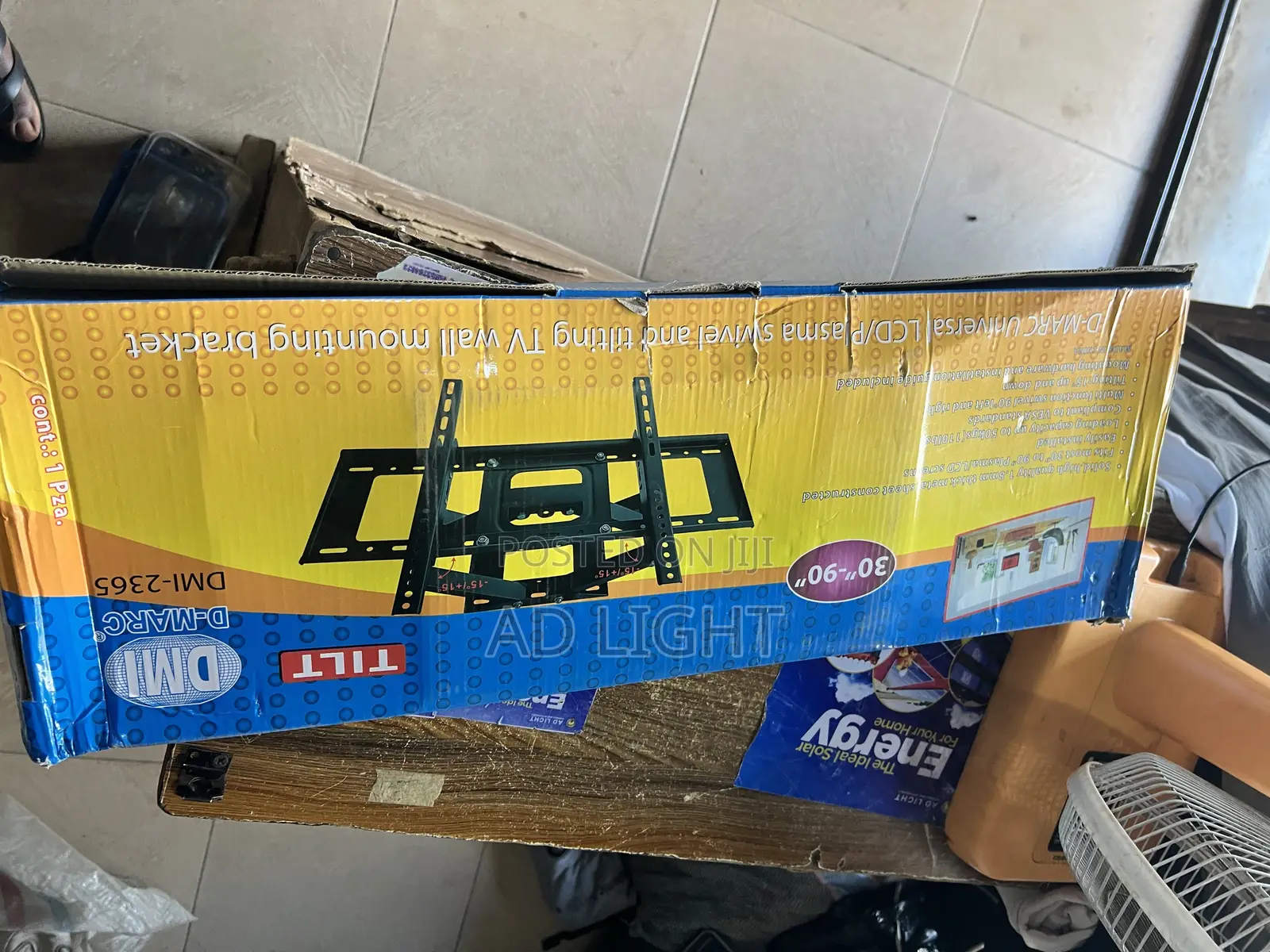 Adjustable TV Hanger From 33 to 65inchee