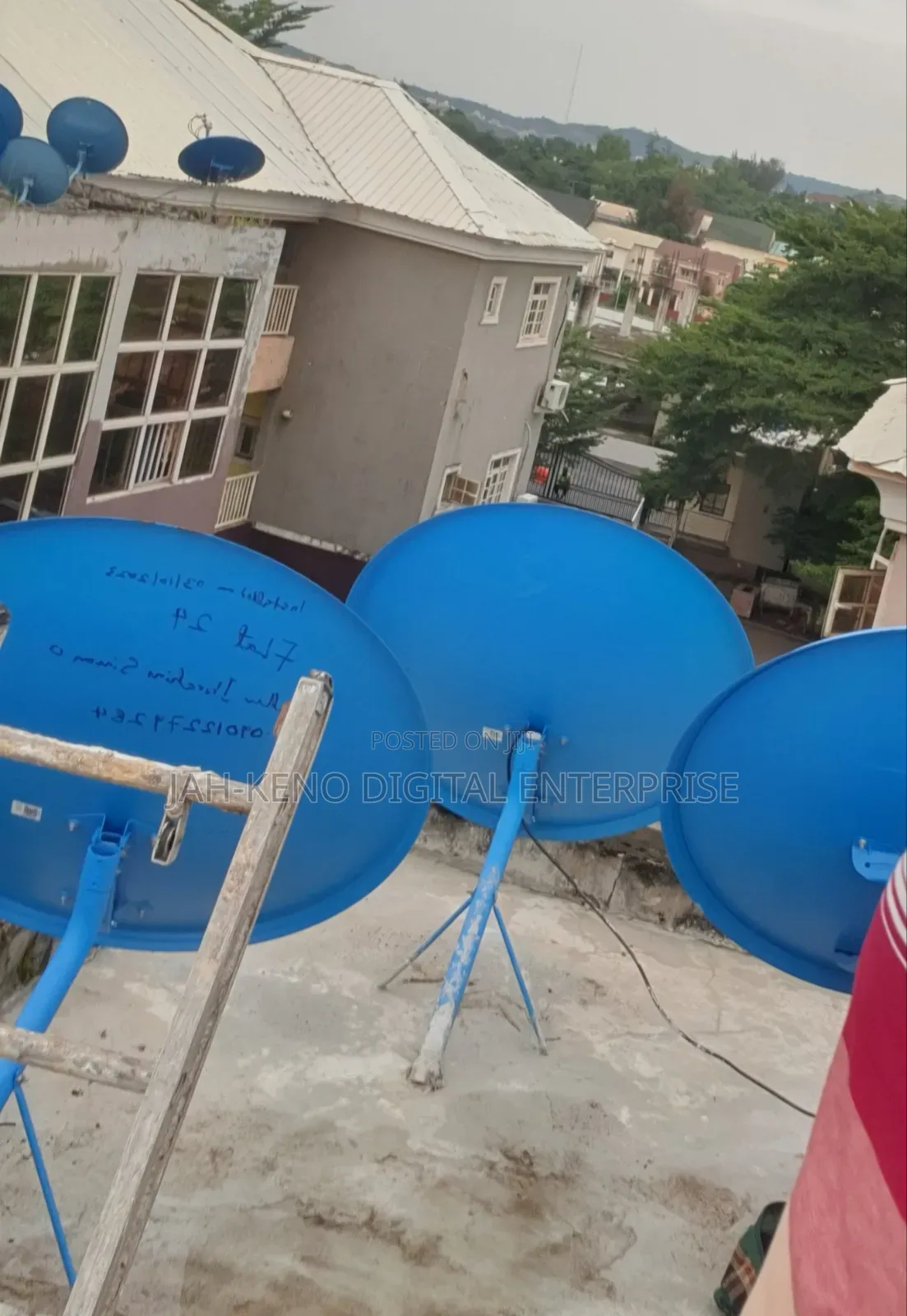 Simon De DStv Installer