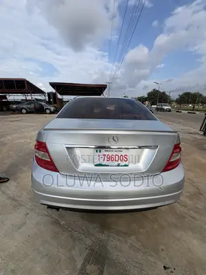 Mercedes-Benz C300 Sport Sedan RWD (3.0L 6cyl 6M) 2009 Silver