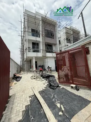 5bdrm Duplex in Ikoyi for sale