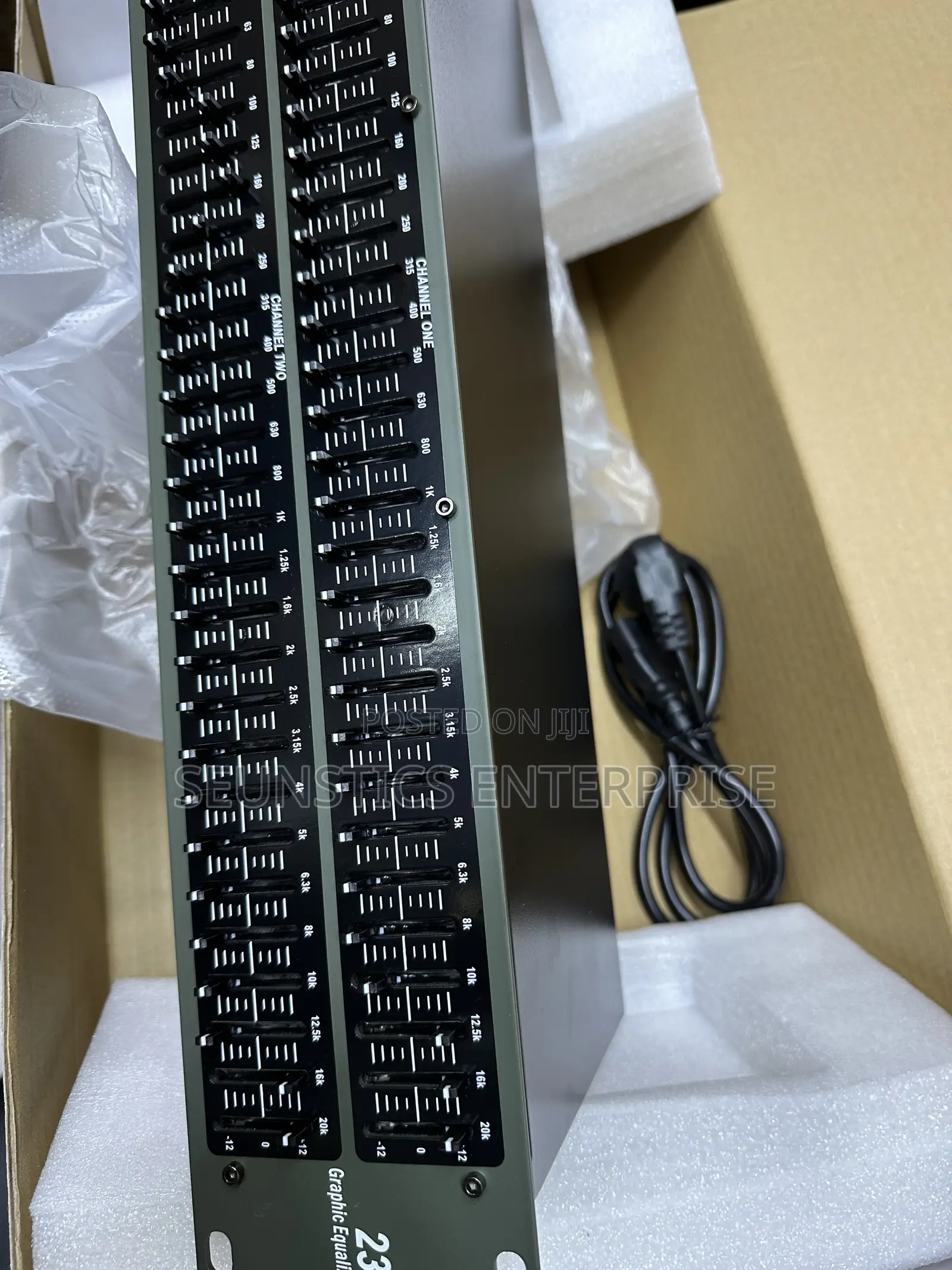 Quality DBX 231 SUB Graphic Equalizer