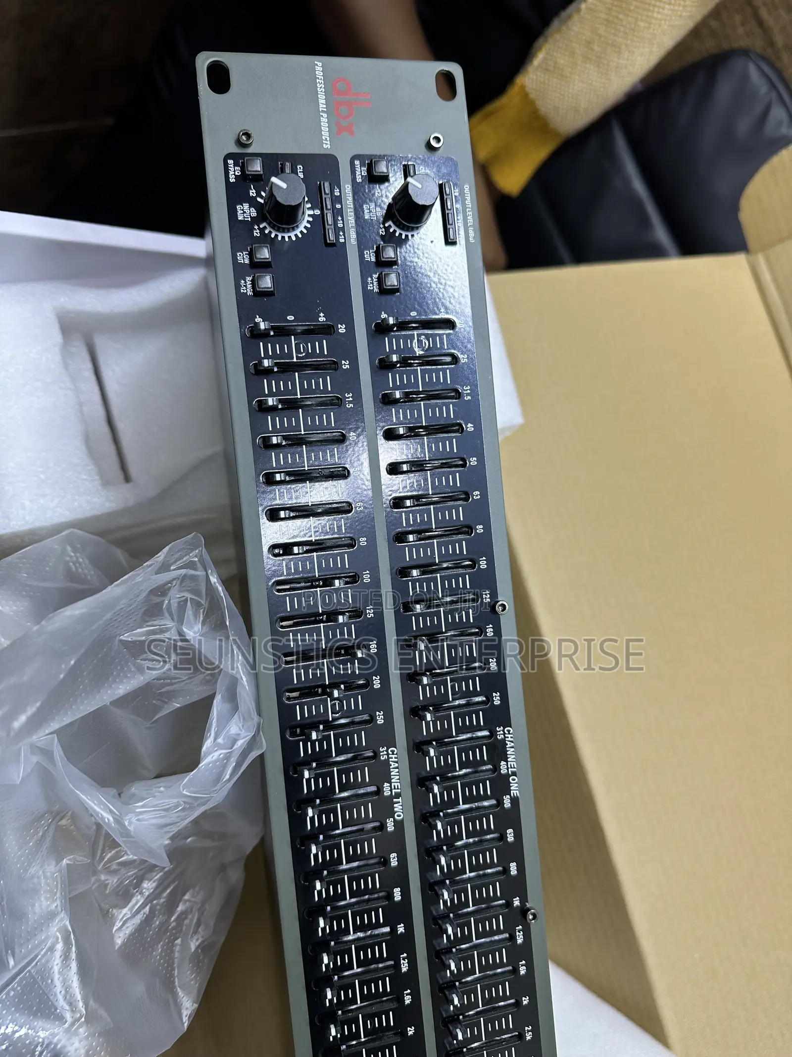 Quality DBX 231 SUB Graphic Equalizer