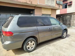 Honda Odyssey 2004 Gray