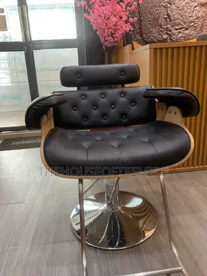 Saloon Chair
