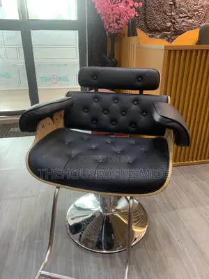 Saloon Chair
