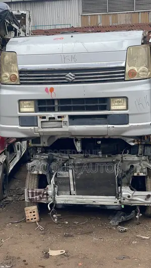 Suzuki Every 2005