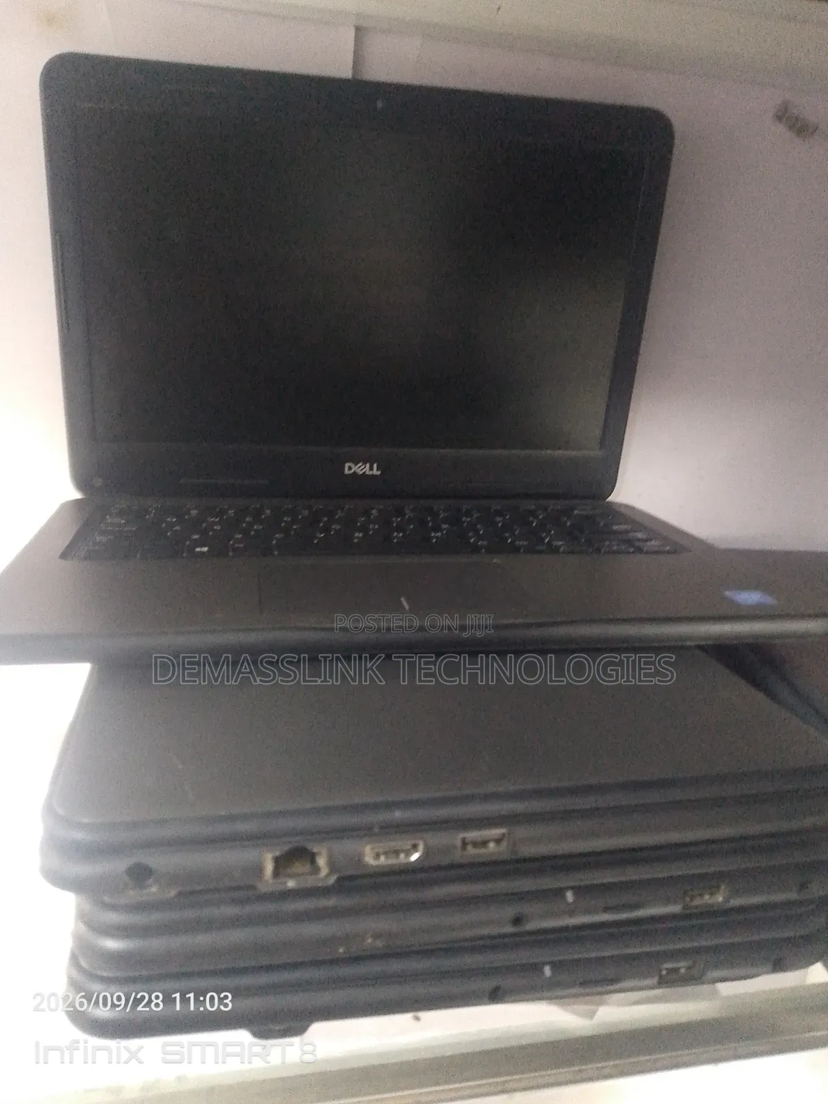 Laptop Dell Latitude 3310 8GB Intel Celeron SSD 60GB
