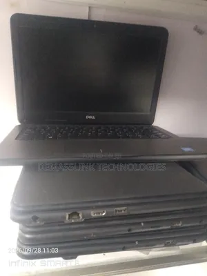 Laptop Dell Latitude 3310 8GB Intel Celeron SSD 60GB