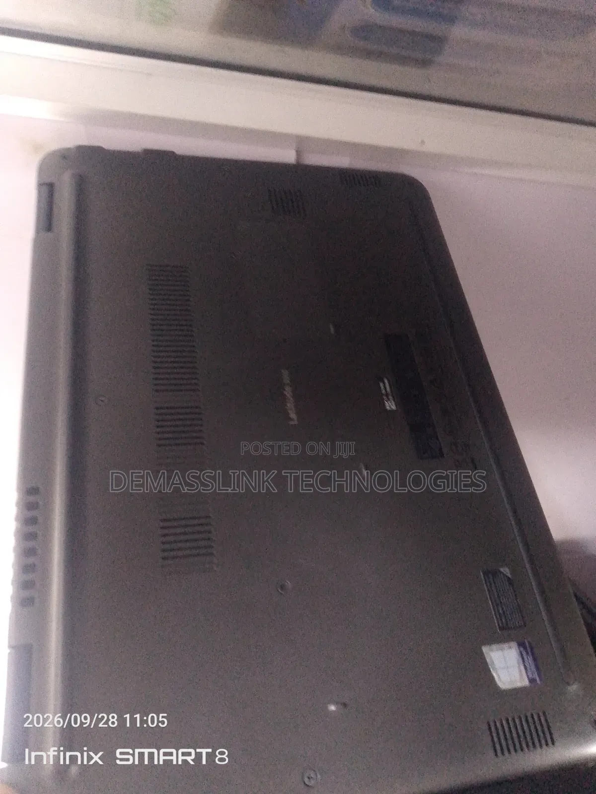 Laptop Dell Latitude 3310 8GB Intel Celeron SSD 60GB