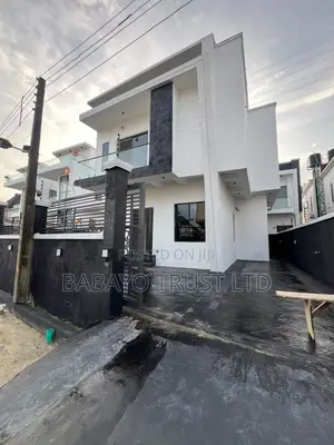 4bdrm Duplex in Sangotedo for sale