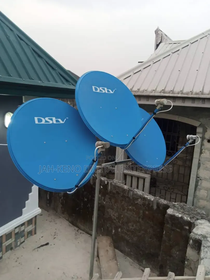 Simon De DStv Installer