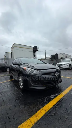 Hyundai Elantra GT 2013 Black