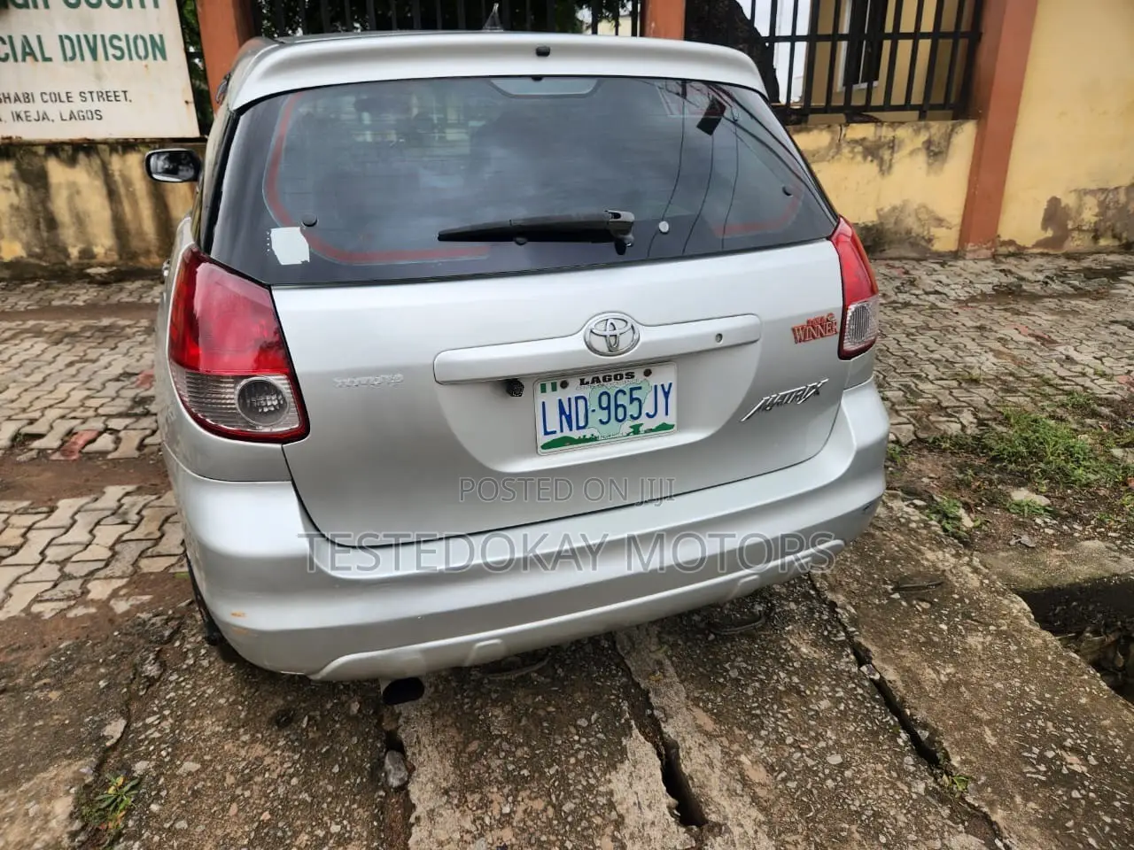 Toyota Matrix 2004 Silver
