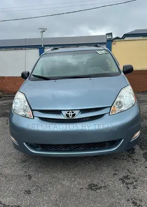 Toyota Sienna LE 2008 Blue