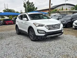 Hyundai Santa Fe 2014 White