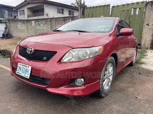 Toyota Corolla 2010 Red